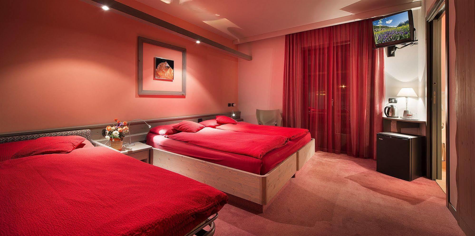 Hotel Marzia Livigno Exterior photo